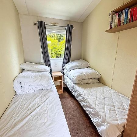 Great Caravan At Breydon Water Holiday Park, Ref 10086B Belton with Browston Esterno foto