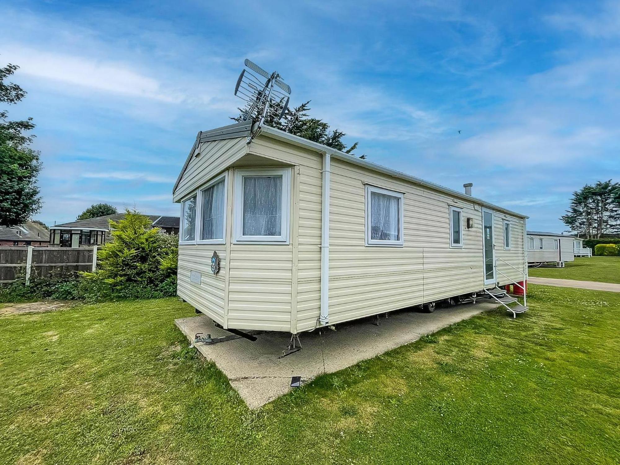 Great Caravan At Breydon Water Holiday Park, Ref 10086B Belton with Browston Esterno foto