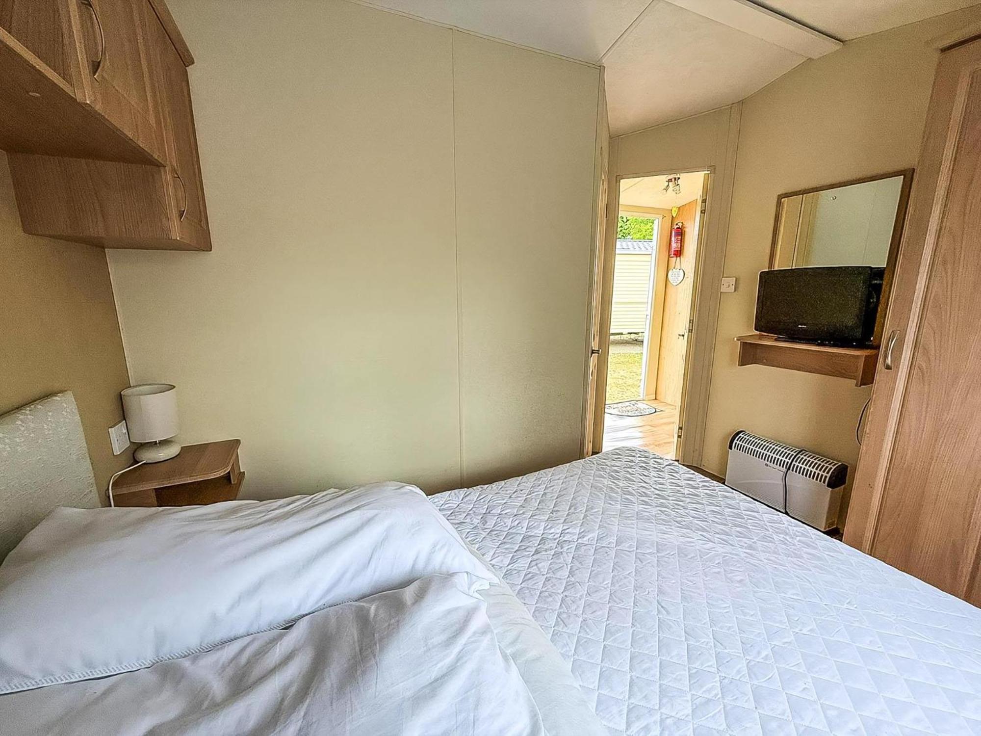 Great Caravan At Breydon Water Holiday Park, Ref 10086B Belton with Browston Esterno foto